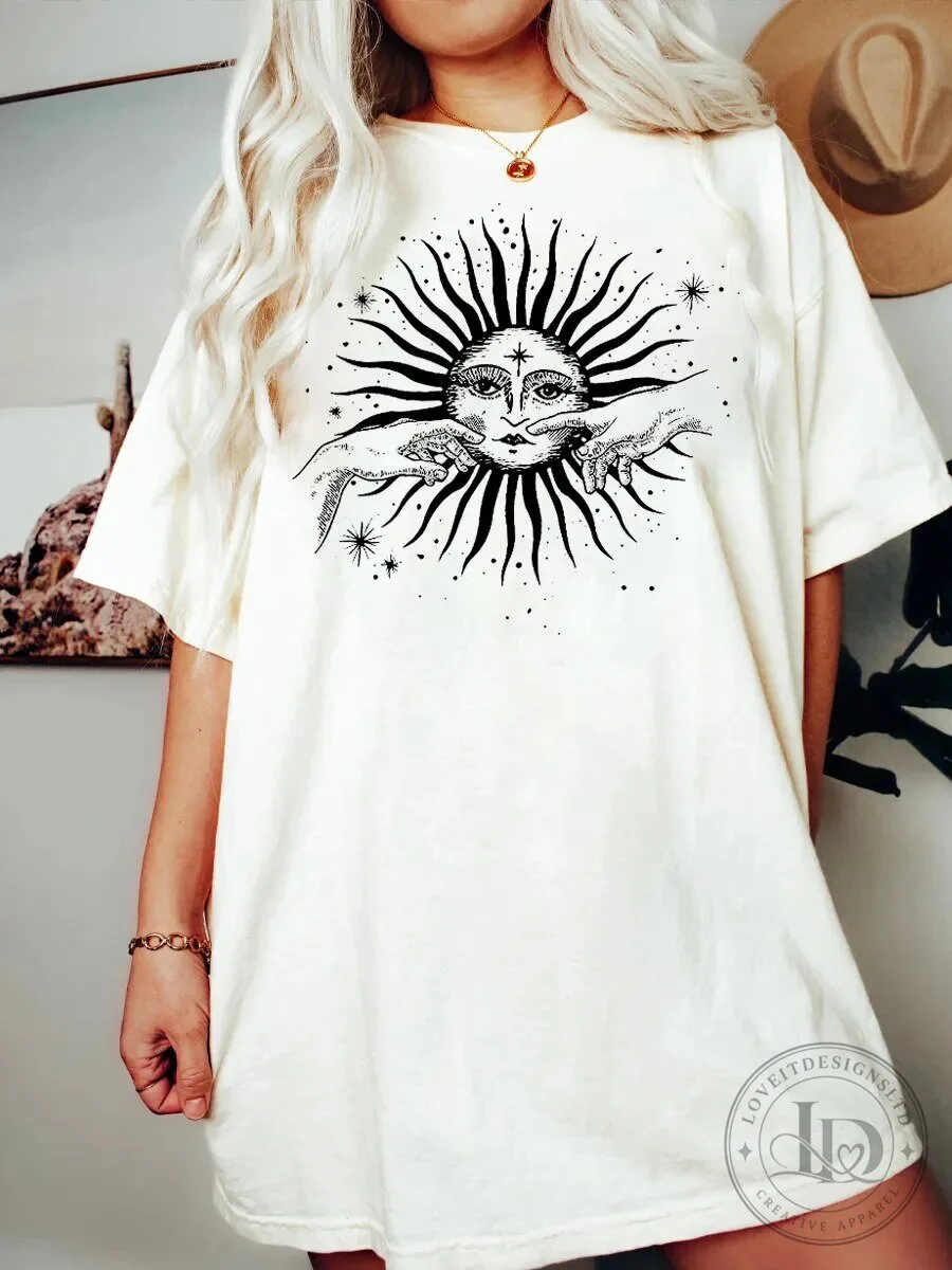 Vintage Sun and Hands Celestial Graphic Oversized T-Shirt 2 Vintage Sun and Hands Celestial Graphic Oversized T-Shirt